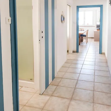 Trilocale Fronte Mare A - M263 Apartment *