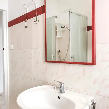 Apartamento Trilocale Fronte Mare A - M263 *