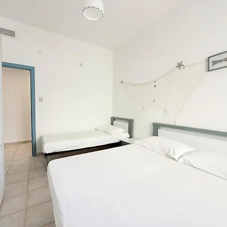 Apartment Trilocale Fronte Mare A - M263